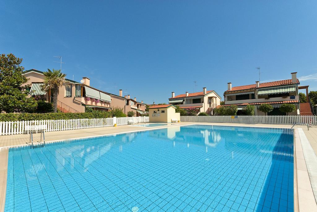 Villaggio Cristina Каорле Экстерьер фото